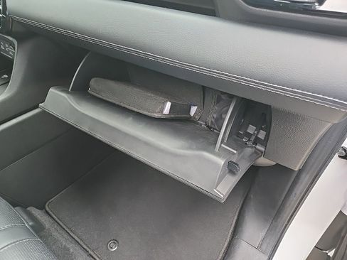 Used 2023 Honda Pilot Elite image 76