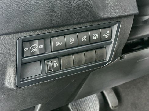 Used 2025 Toyota Tundra SR5 w/ SR5 Convenience Package RWD image 17