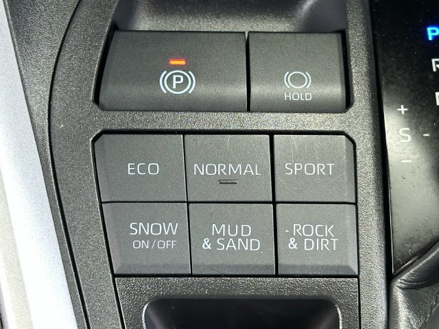 Certified 2025 Toyota RAV4 XLE AWD/4WD image 19
