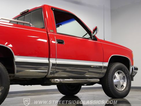 Used 1994 Chevrolet Silverado 1500 4x4 Regular Cab image 28