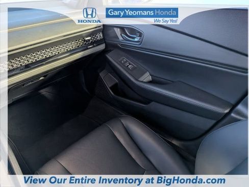 Used 2024 Honda Accord Sport image 17