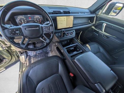 Used 2022 Land Rover Defender 90 X-Dynamic HSE AWD/4WD image 17