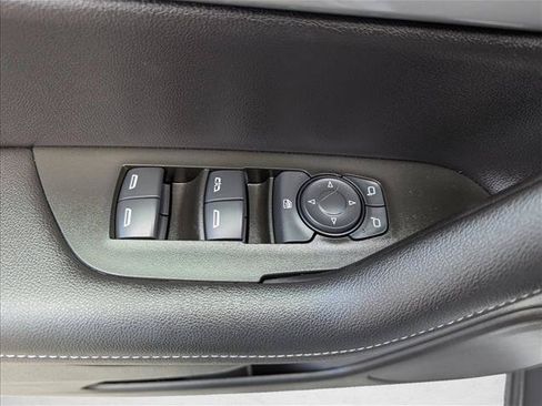 Used 2024 Chevrolet Blazer LT w/ Convenience Package FWD image 10