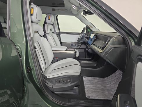 Used 2024 Rivian R1S Adventure image 24