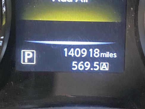 Used 2016 Nissan Rogue SV image 18