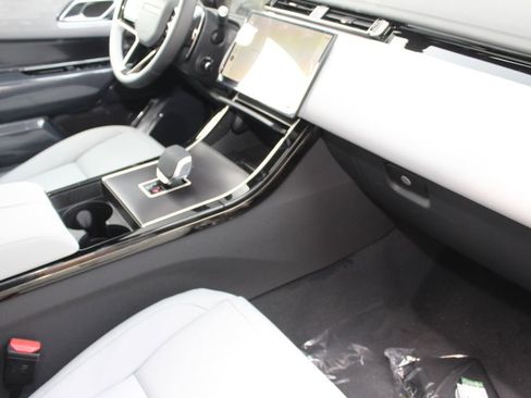 New 2026 Land Rover Range Rover Velar Dynamic SE AWD/4WD image 45