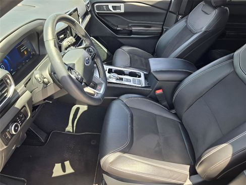 Used 2023 Ford Explorer ST w/ ST Street Pack RWD image 10