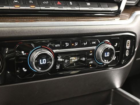 Used 2023 Chevrolet Silverado 1500 RST image 24