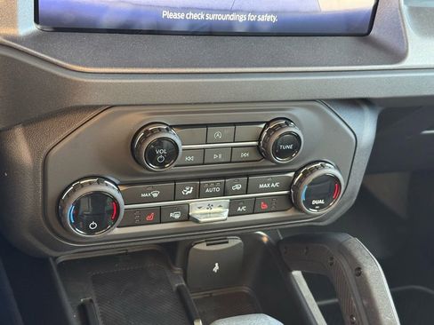 New 2026 Ford Bronco Big Bend w/ Black Diamond Package image 16