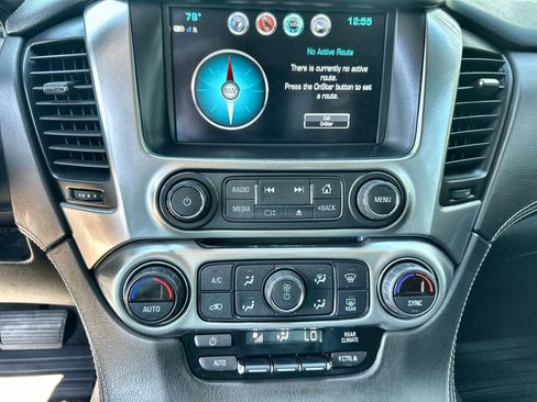 Used 2019 Chevrolet Tahoe LS w/ All-Season Package image 34