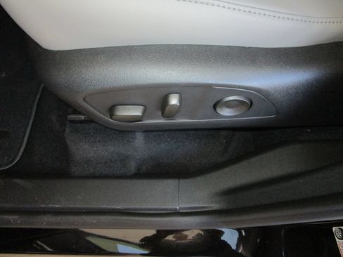 New 2026 GMC Acadia Elevation w/ Elevation Premium Package FWD image 25