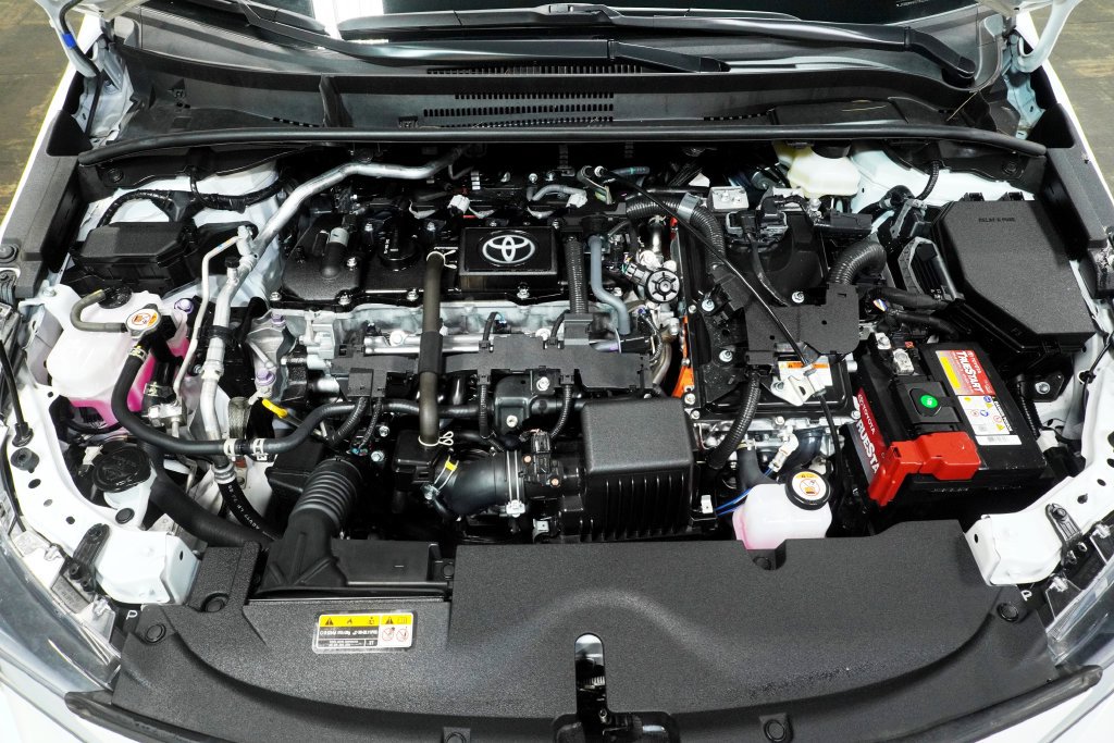 Used 2026 Toyota Corolla LE AWD/4WD image 9