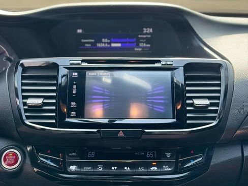 Used 2016 Honda Accord EX image 17