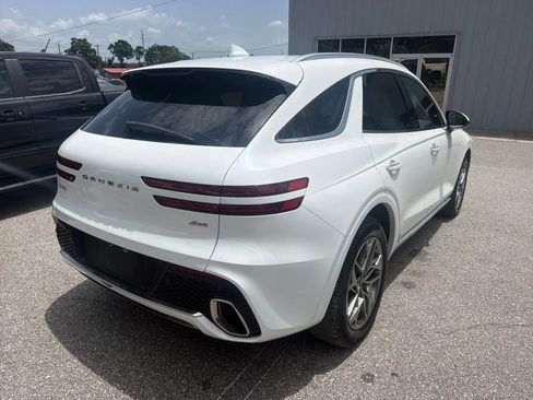 Used 2025 Genesis GV70 2.5T AWD/4WD image 7
