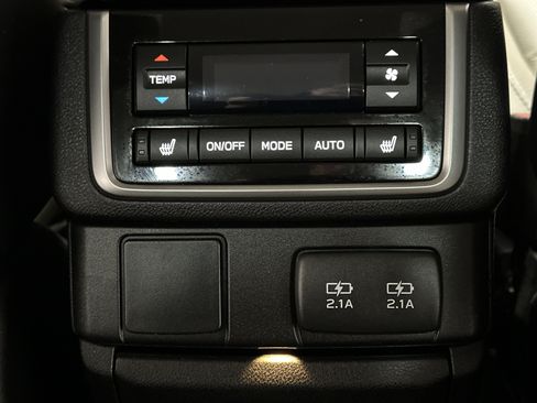 Used 2020 Subaru Ascent Limited w/ Popular Package #4 image 22