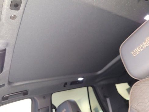 Used 2024 Chevrolet Tahoe High Country w/ Premium Package image 14