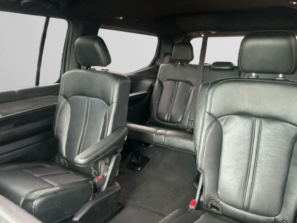 Used 2023 Jeep Wagoneer Series II w/ Flexible Seating Group AWD/4WD image 13