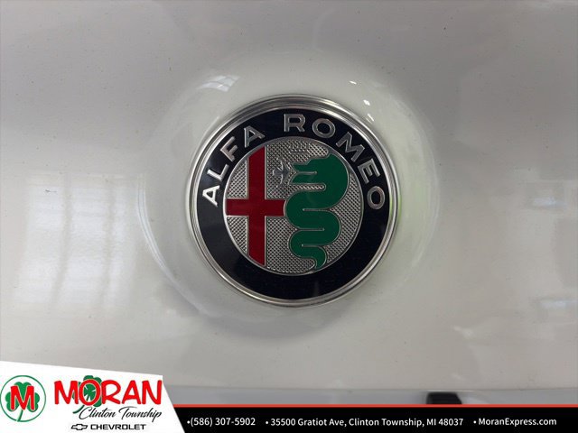 Used 2024 Alfa Romeo Giulia Ti RWD image 9