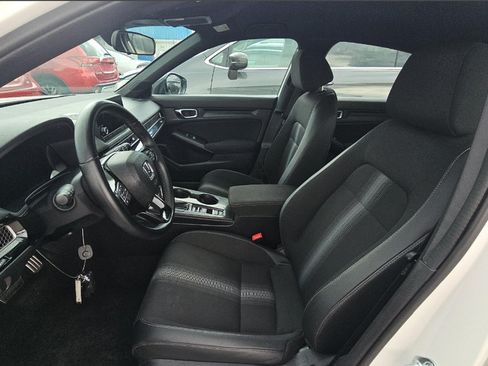 Used 2025 Honda Civic Sport image 8