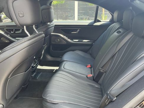 Used 2022 Mercedes-Benz S 500 4MATIC image 7