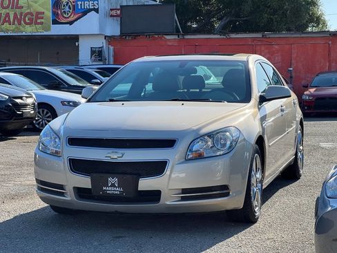 Used 2010 Chevrolet Malibu LT w/ Rear Power Package FWD image 3