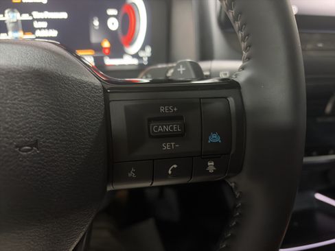 Used 2026 Nissan Rogue SL AWD/4WD image 15