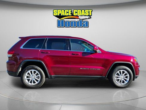 Used 2022 Jeep Grand Cherokee Laredo E image 11