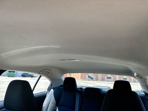 Used 2021 Toyota Corolla LE FWD image 20