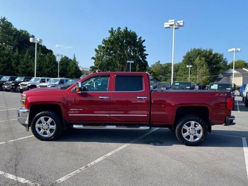 Used 2019 Chevrolet Silverado 2500 LTZ w/ Duramax Plus Package AWD/4WD image 2