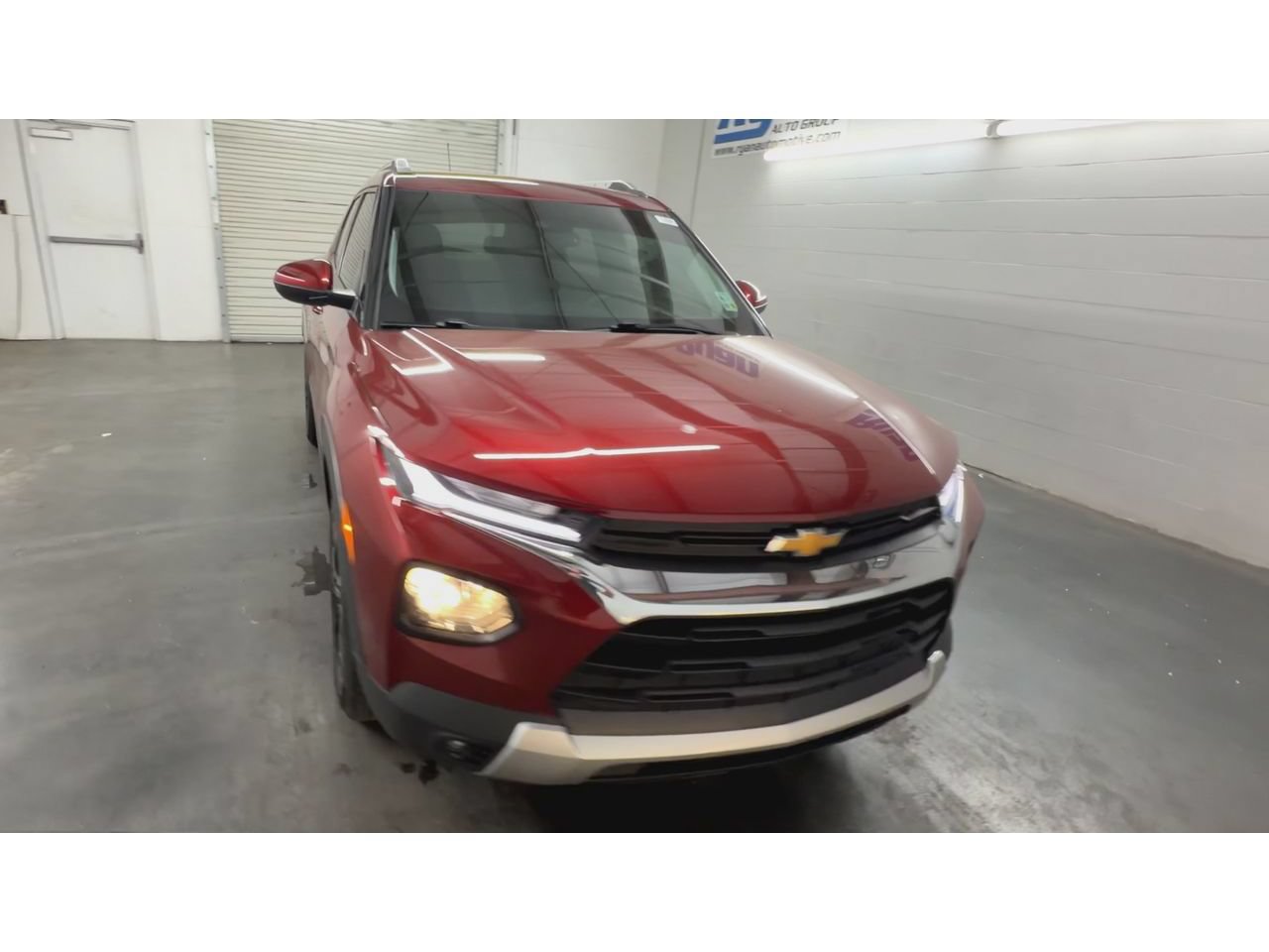 Used 2023 Chevrolet TrailBlazer LT FWD image 3