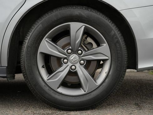 Used 2021 Honda Odyssey EX image 14