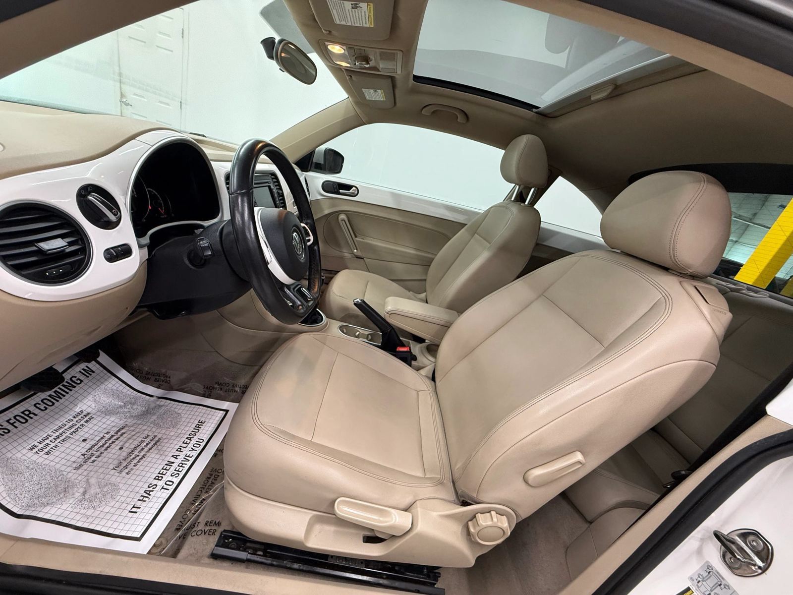 Used 2013 Volkswagen Beetle 2.5 FWD image 15