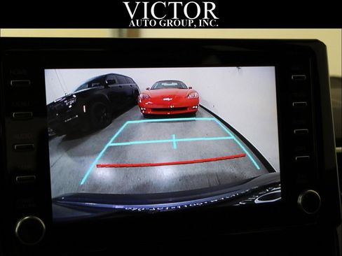 Used 2020 Toyota Corolla LE FWD image 23