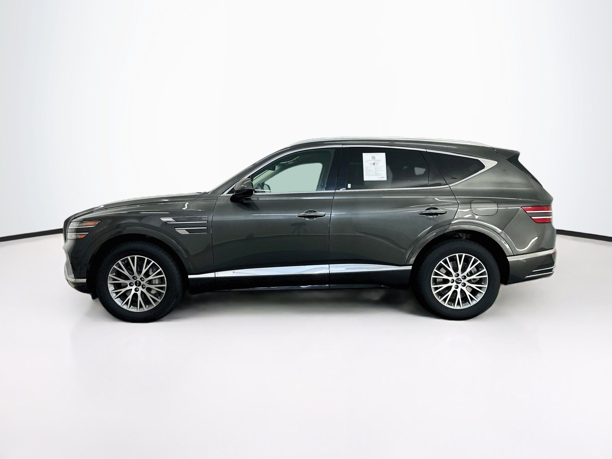 Used 2025 Genesis GV80 2.5T Standard AWD/4WD image 4
