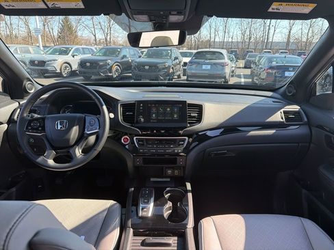 Used 2023 Honda Passport Elite image 12