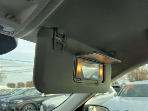 Used 2022 Ford Escape SE w/ Convenience Package image 37