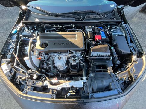 Used 2025 Honda Civic Sport image 30