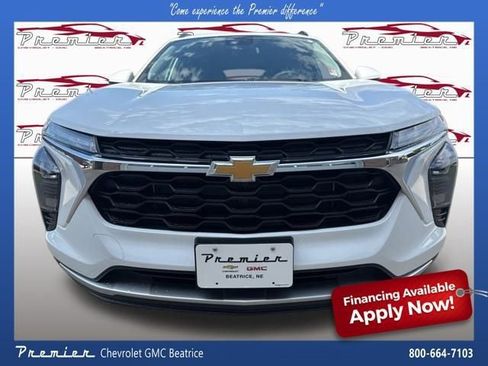 New 2025 Chevrolet Trax LT w/ Driver Confidence Package image 9