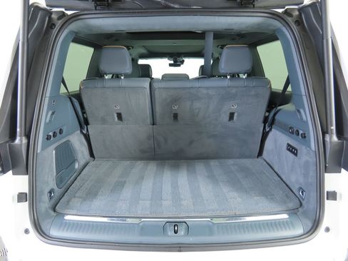 Used 2023 Jeep Grand Wagoneer Series II image 27