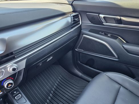 Used 2024 Kia Telluride S w/ S Sunroof Package FWD image 28