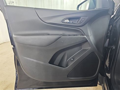 Certified 2024 Chevrolet Equinox LT image 39