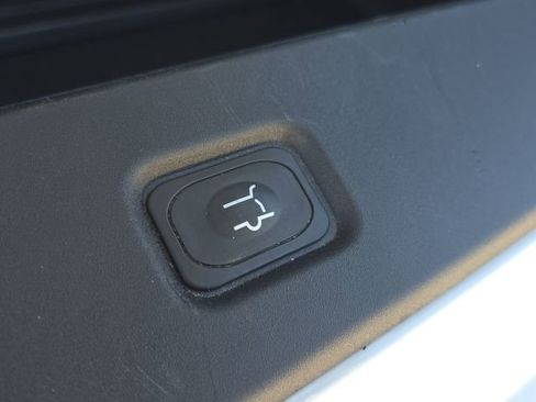 Used 2025 Ford Expedition Active AWD/4WD image 13