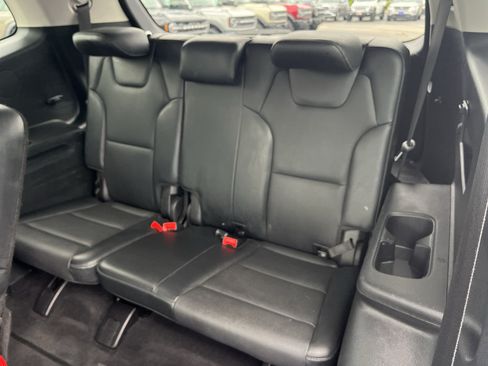Used 2020 Kia Telluride S AWD/4WD image 30
