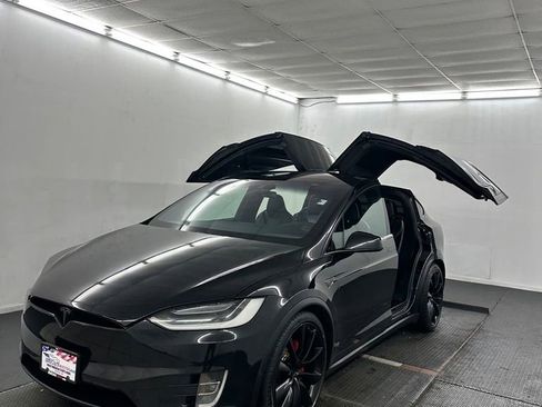 Used 2016 Tesla Model X Performance image 42