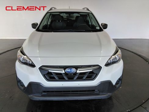 Used 2023 Subaru Crosstrek 2.0i image 3