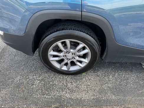 Used 2024 GMC Terrain SLT AWD/4WD image 29