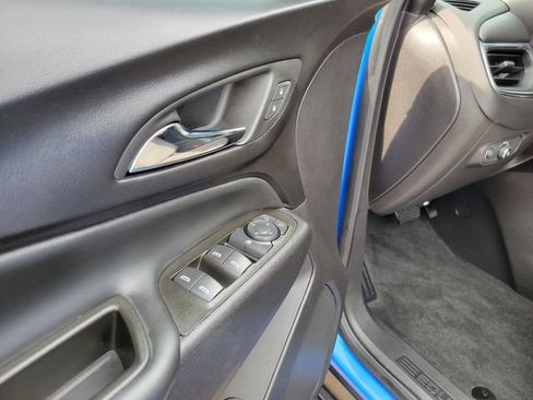 Used 2024 Chevrolet Equinox LT image 8