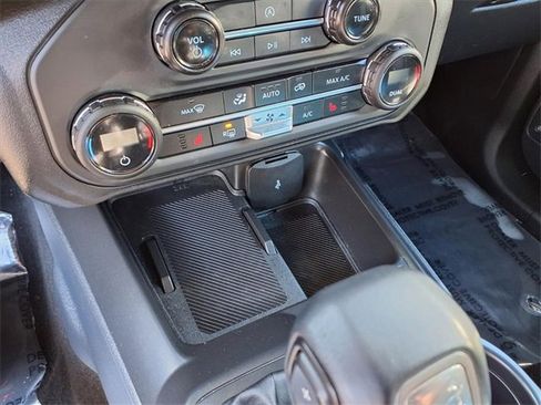 Used 2025 Ford Bronco Big Bend image 19