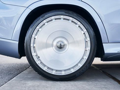 Used 2026 Mercedes-Benz Maybach GLS 600 4MATIC image 26