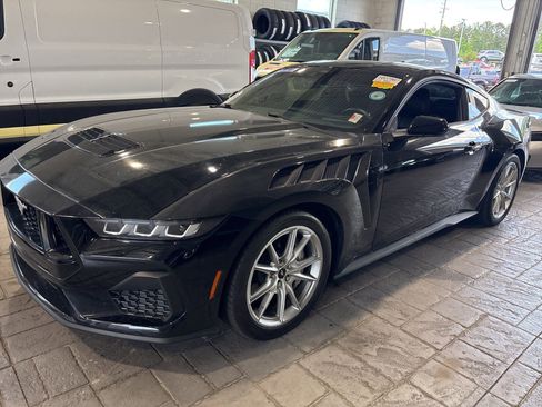 Used 2024 Ford Mustang GT Premium image 1